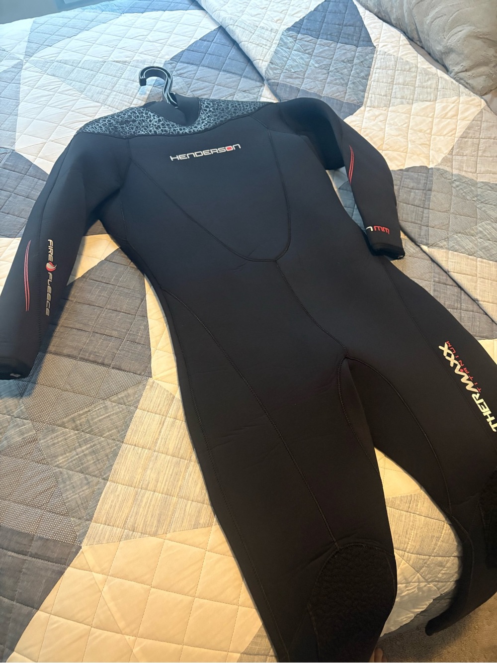 Henderson Men’s Black Swim Bodysuit – Thermamaxx Thermal Fit 7mm